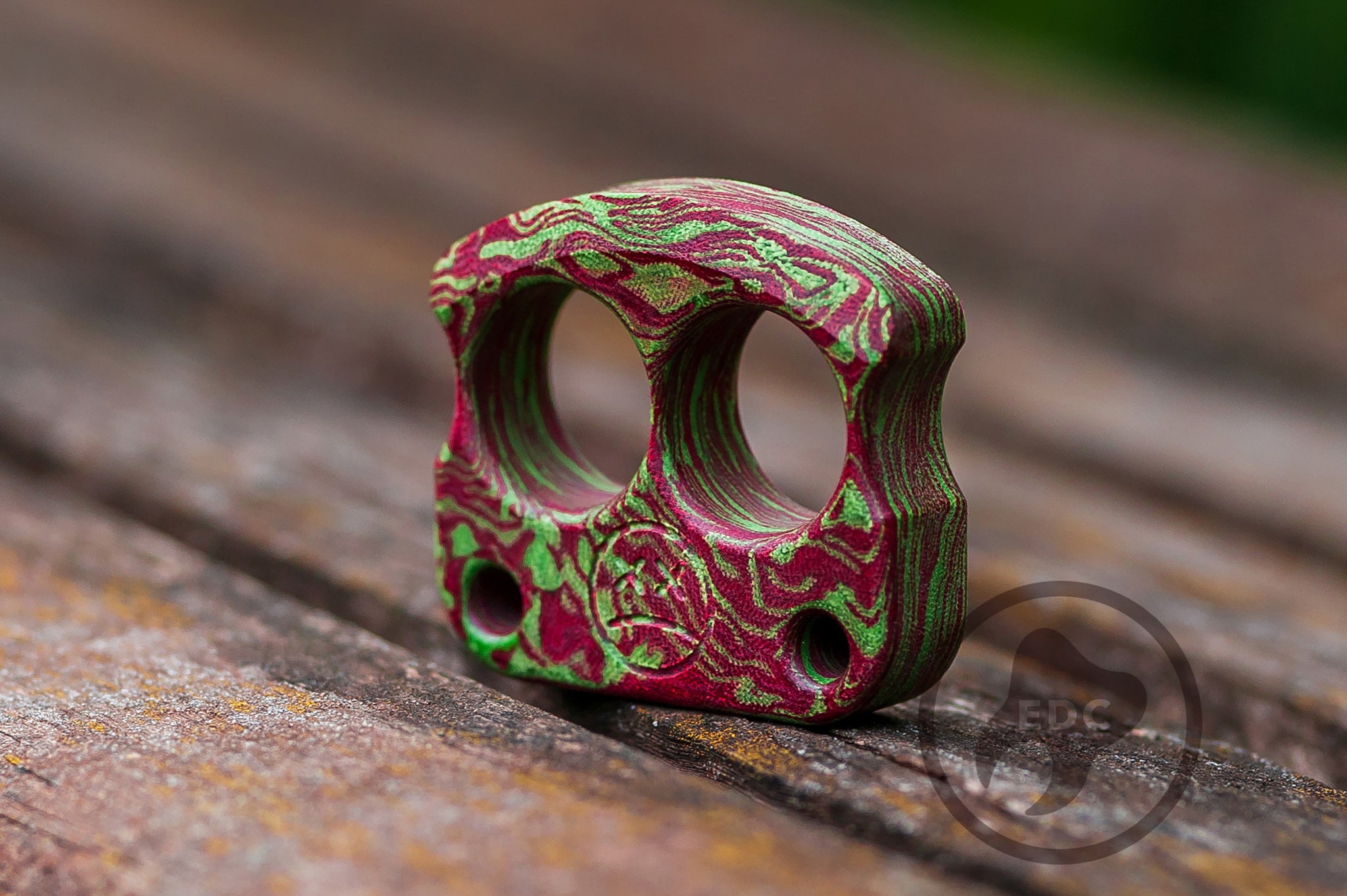 Pocket Art 2 Finger Keychain | D01 Jalapeno Micarta