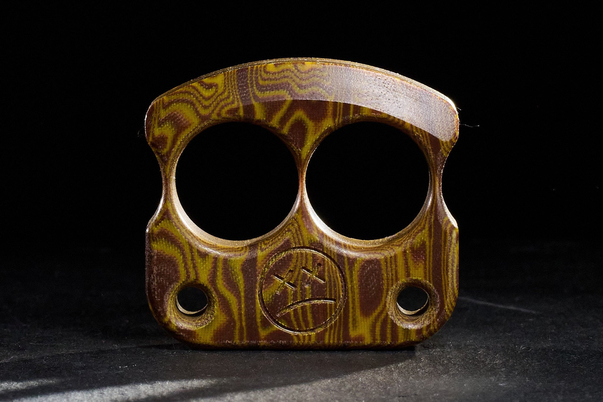 Pocket Art 2 Finger Keychain | D01 Yellow Brown Micarta