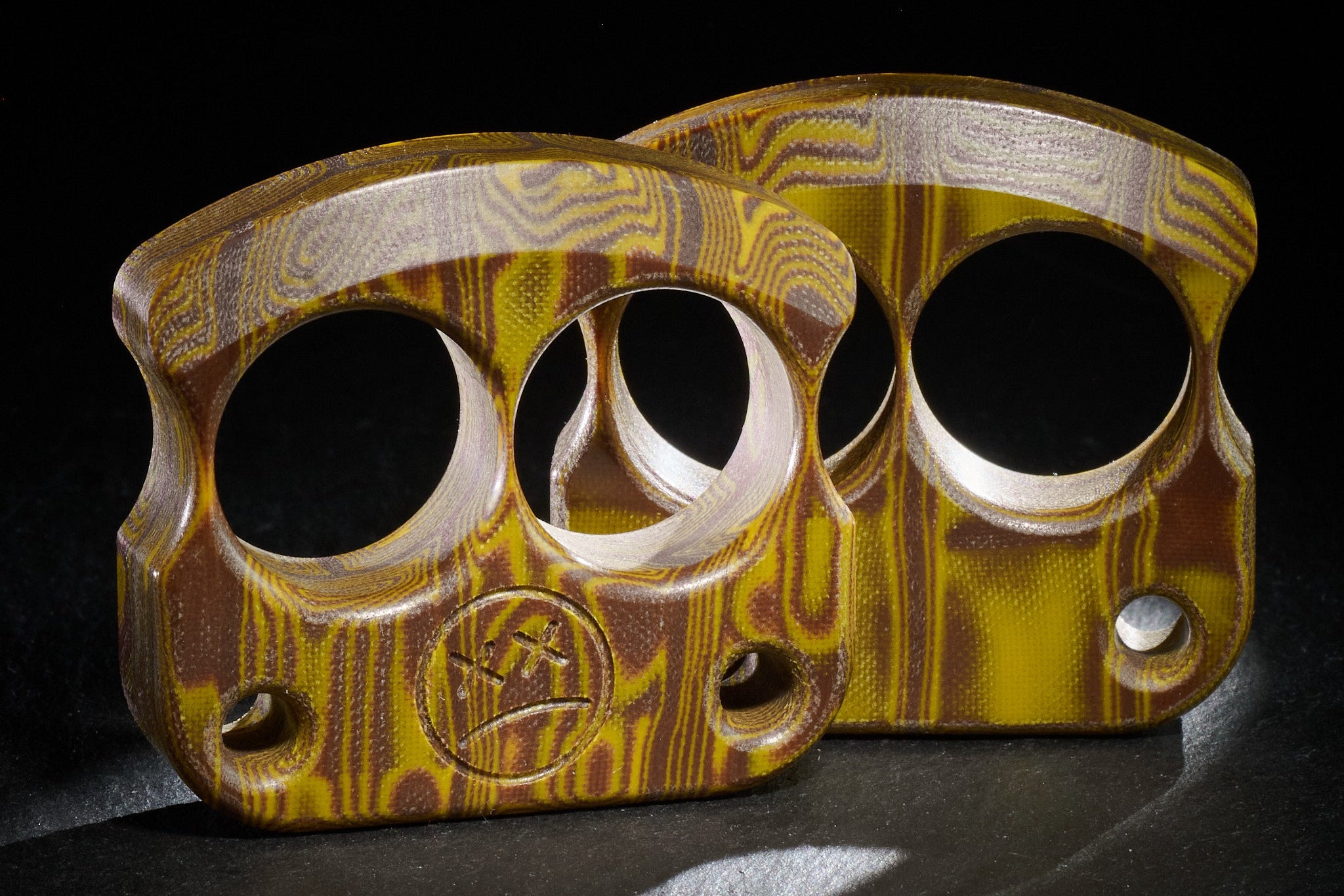 Pocket Art 2 Finger Keychain | D01 Yellow Brown Micarta