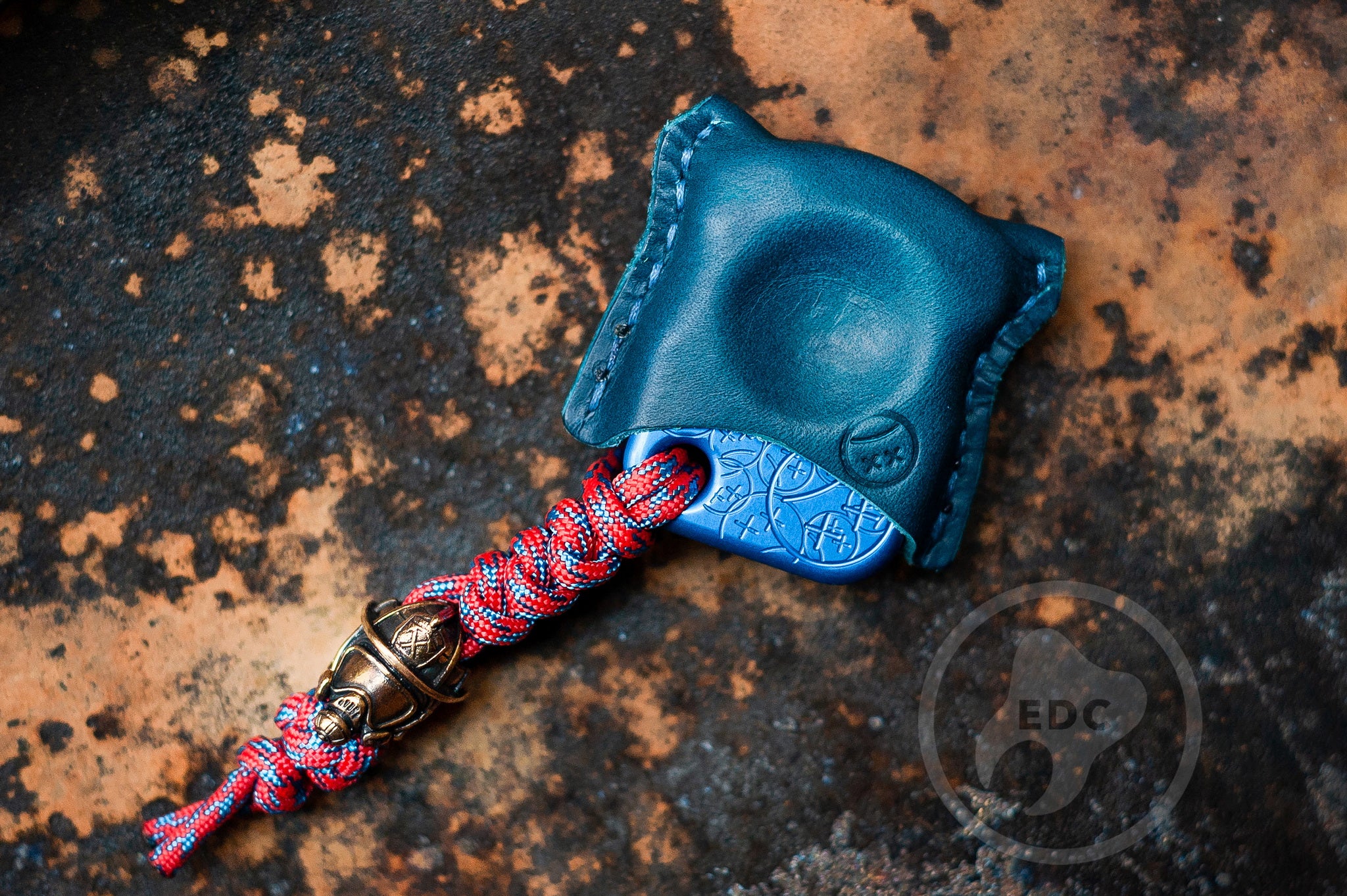 Pocket Art Everyday Carry Set | S01 Blue Anodizing & Firefighter Helmet Bead