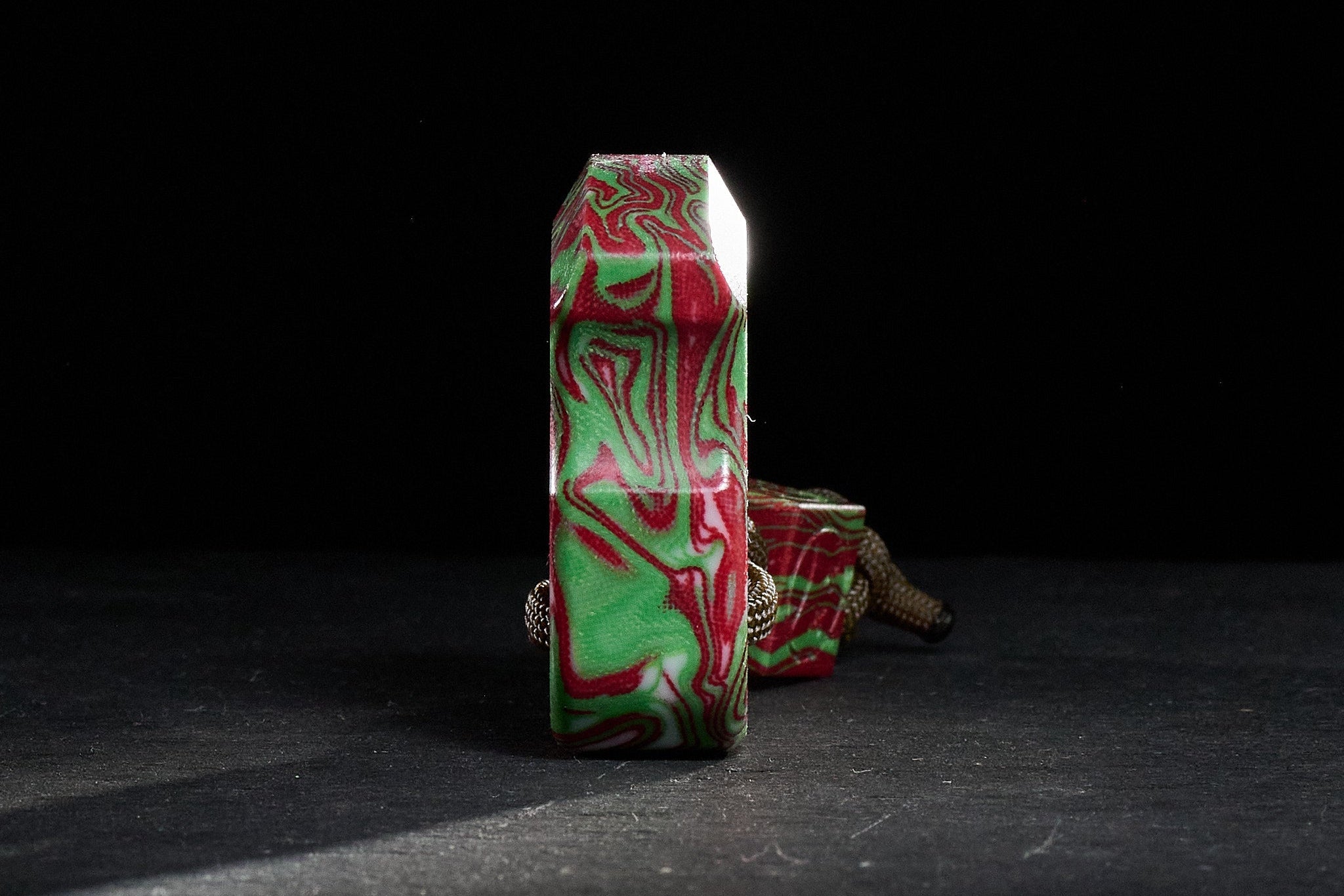 Pocket Art Custom Edition Artifact | S01 Red & Green Micarta & Bead