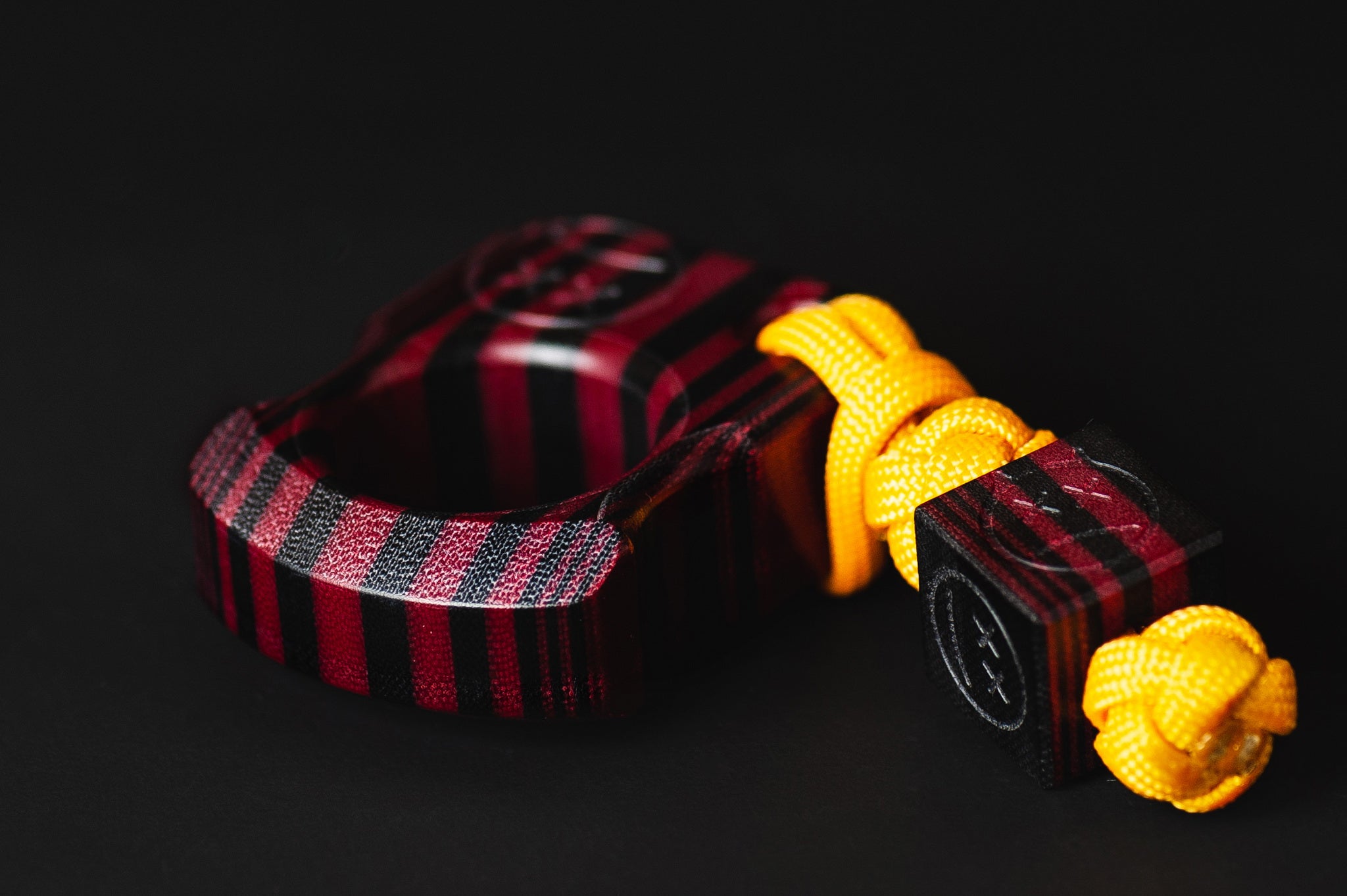 Pocket Art Everyday Carry Tool | SFK 01 Burgundy Black Micarta