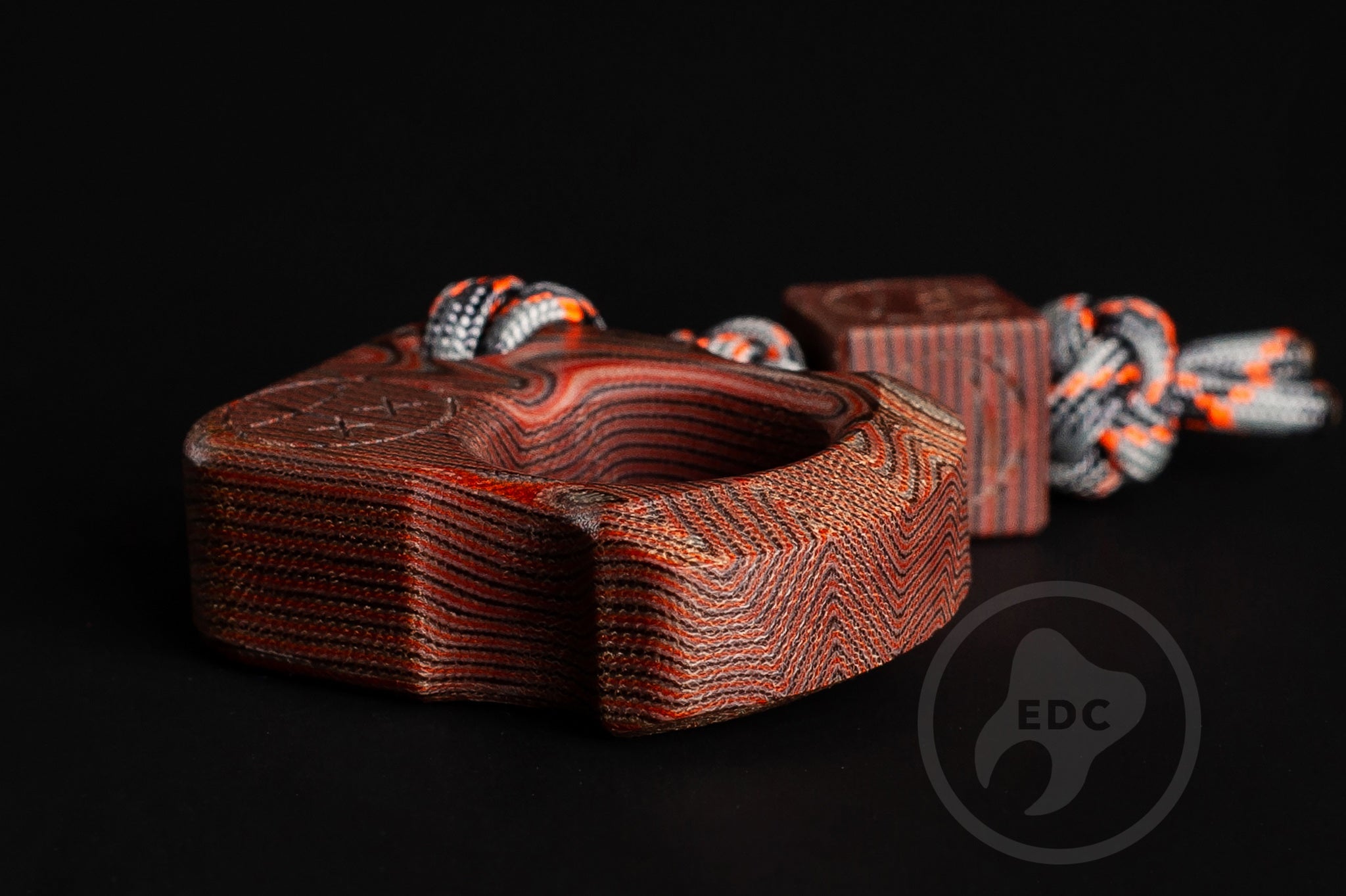 Pocket Art SFK 01 Eco Wood Red Micarta | EDC Single Finger Keychain