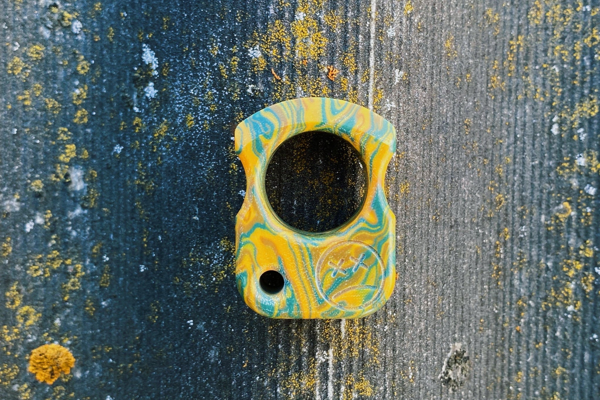 Pocket Art SFK 01 Green Yellow Micarta | EDC Single Finger Keychain