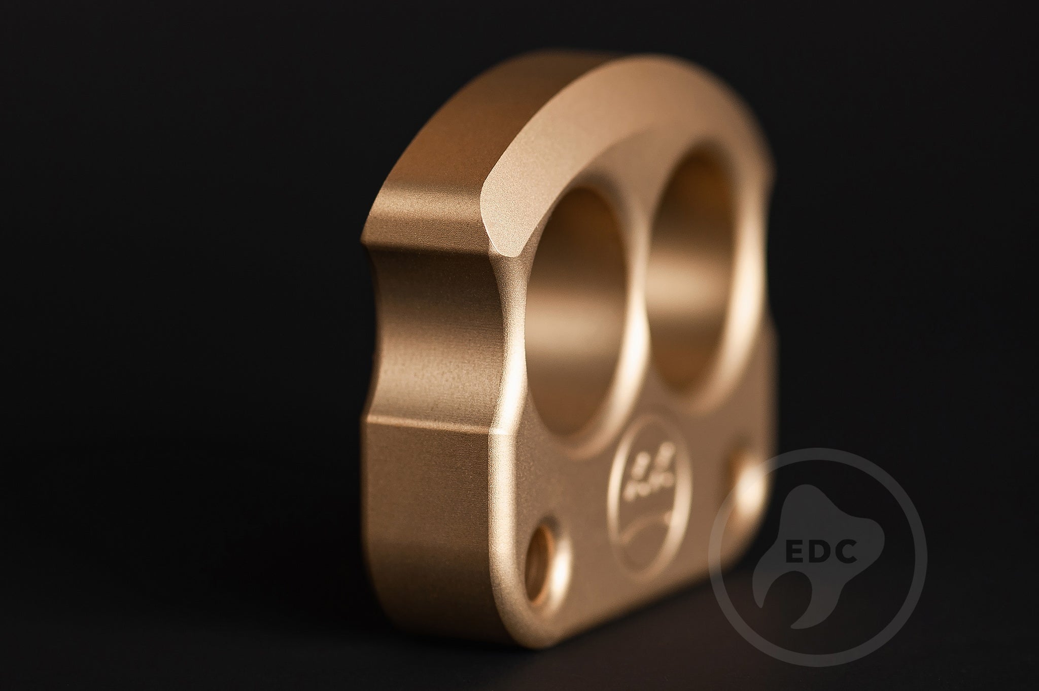 Pocket Art D01 Sandblasted Brass | Two Finger Tool