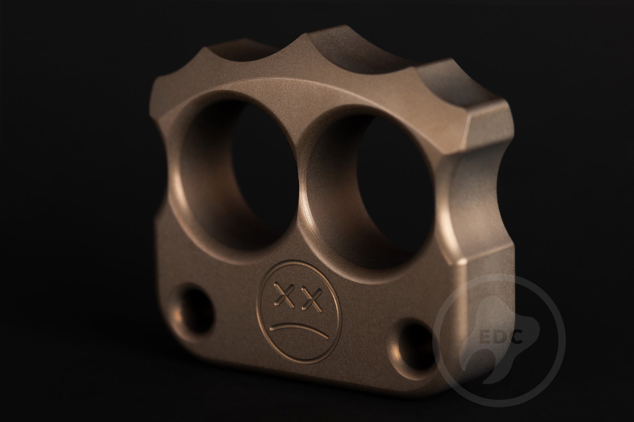 Pocket Art D03 Desert Hard Anodized Aluminum | Two Finger Tool