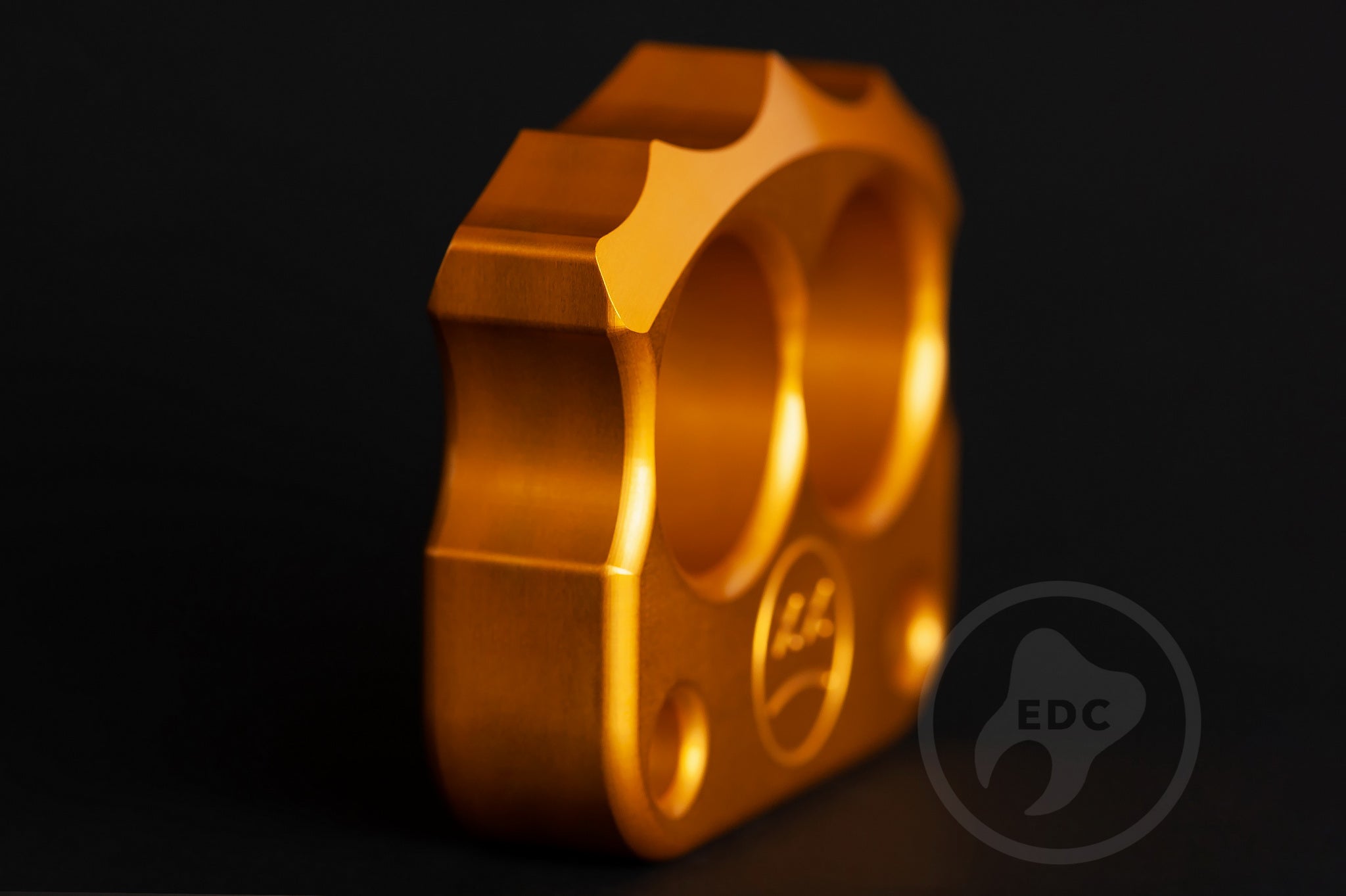 Pocket Art D03 Orange Anodized Aluminum | 2 Finger Tool