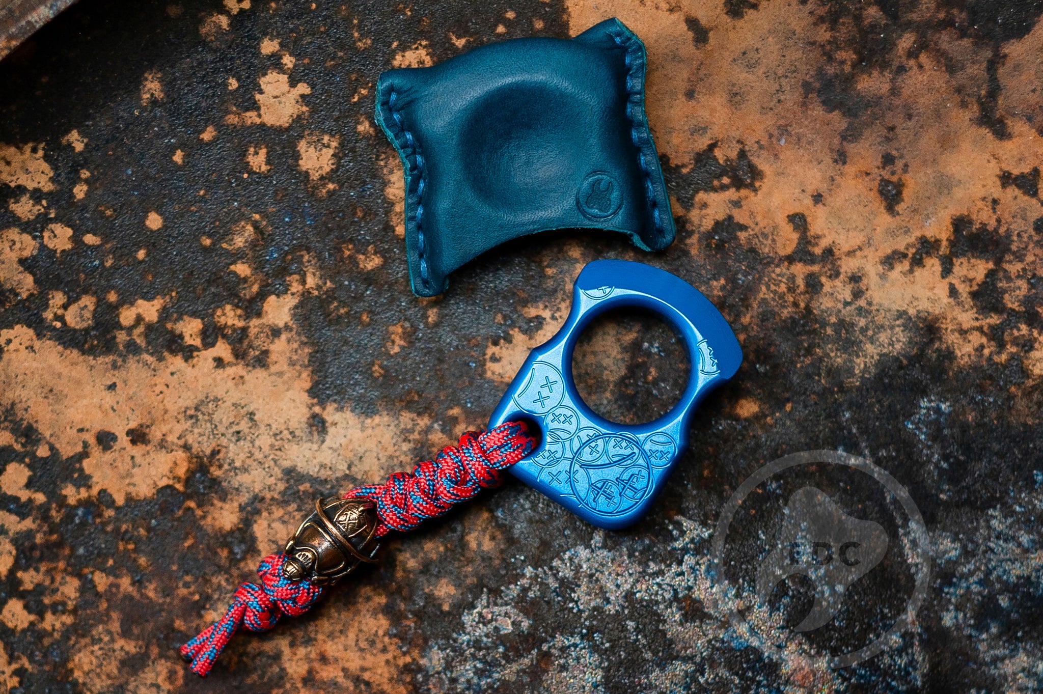 Pocket Art Everyday Carry Set | S01 Blue Anodizing & Firefighter Helmet Bead