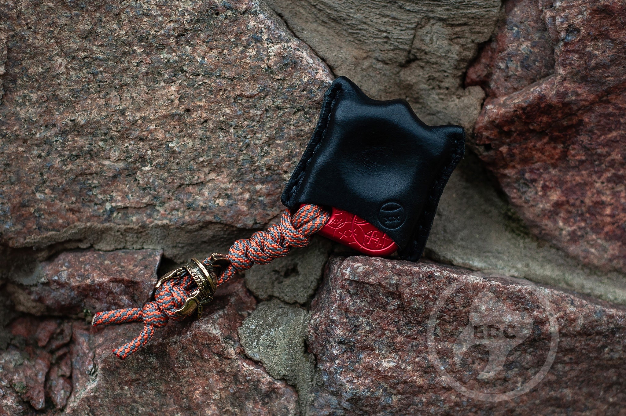 Pocket Art Everyday Carry Set | S03 Red Sad Face Stamp & Roman Legionnaire Bead