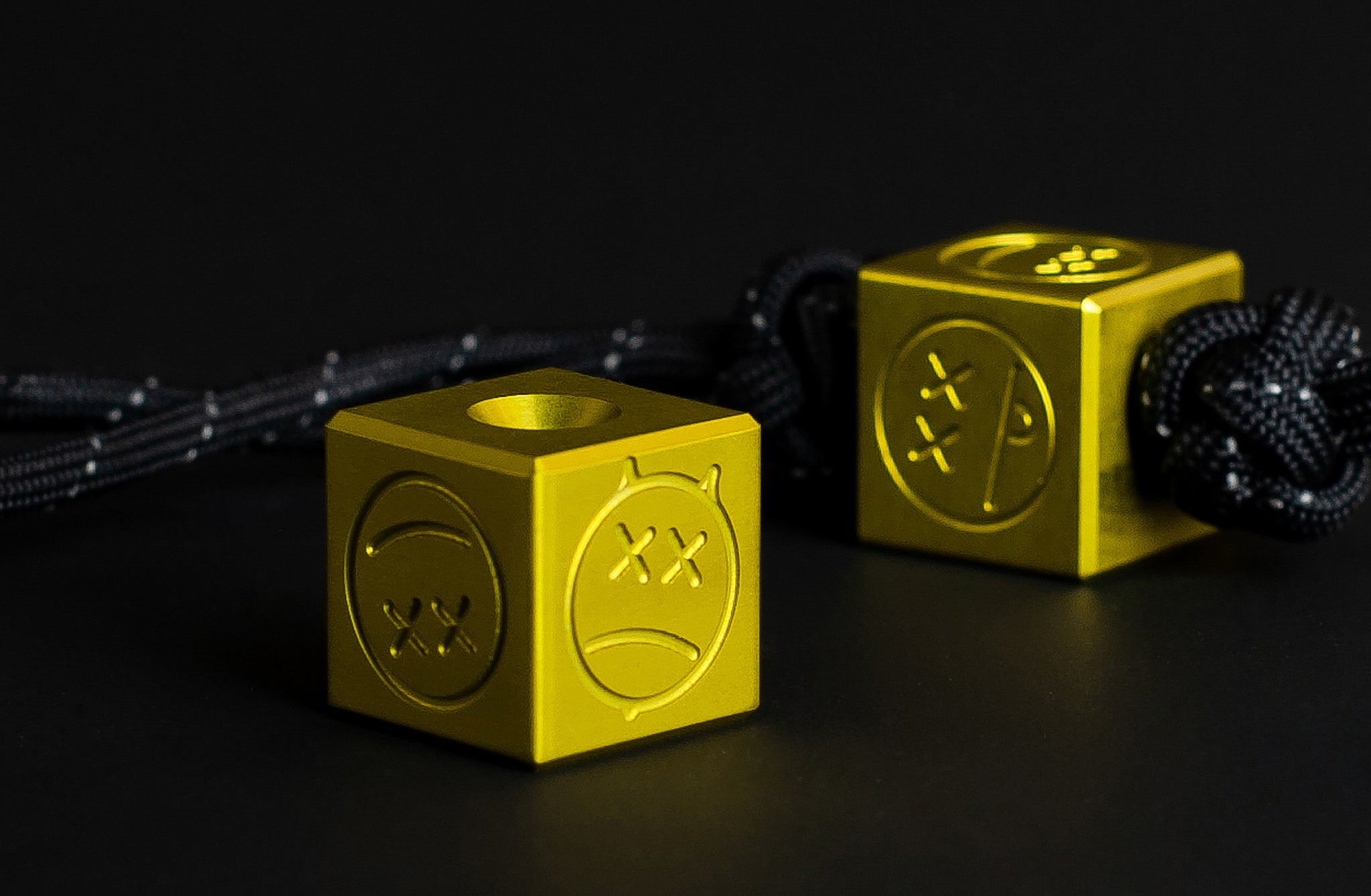 Pocket Art S01 Yellow Anodized | Minimalist Carry Artifact