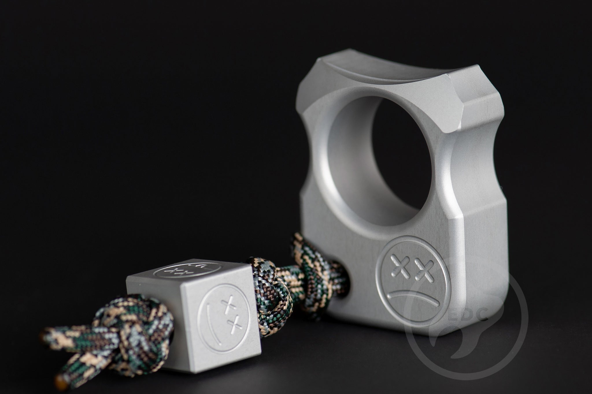 Pocket Art S02 Grey Anodized | Minimalist Single Finger Tool