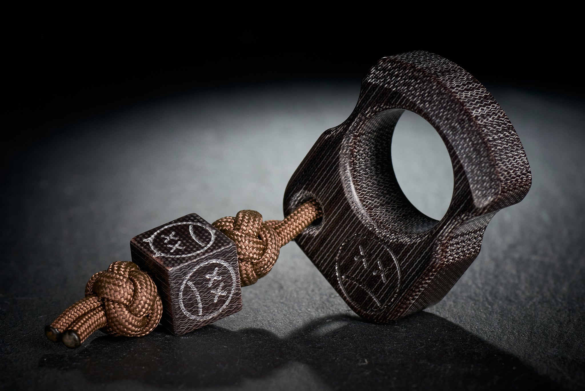 Pocket Art SFK 01 Brown Canvas Micarta | Earthy Single Finger Tool