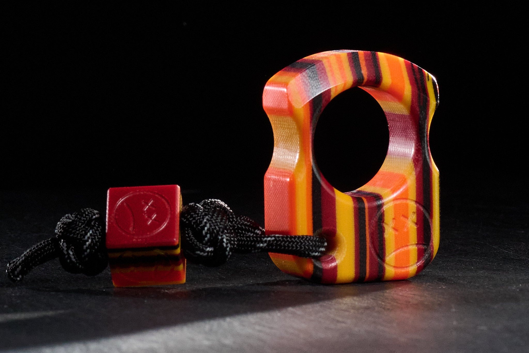 Pocket Art SFK 01 Ginger Micarta | EDC Single Finger Keychain