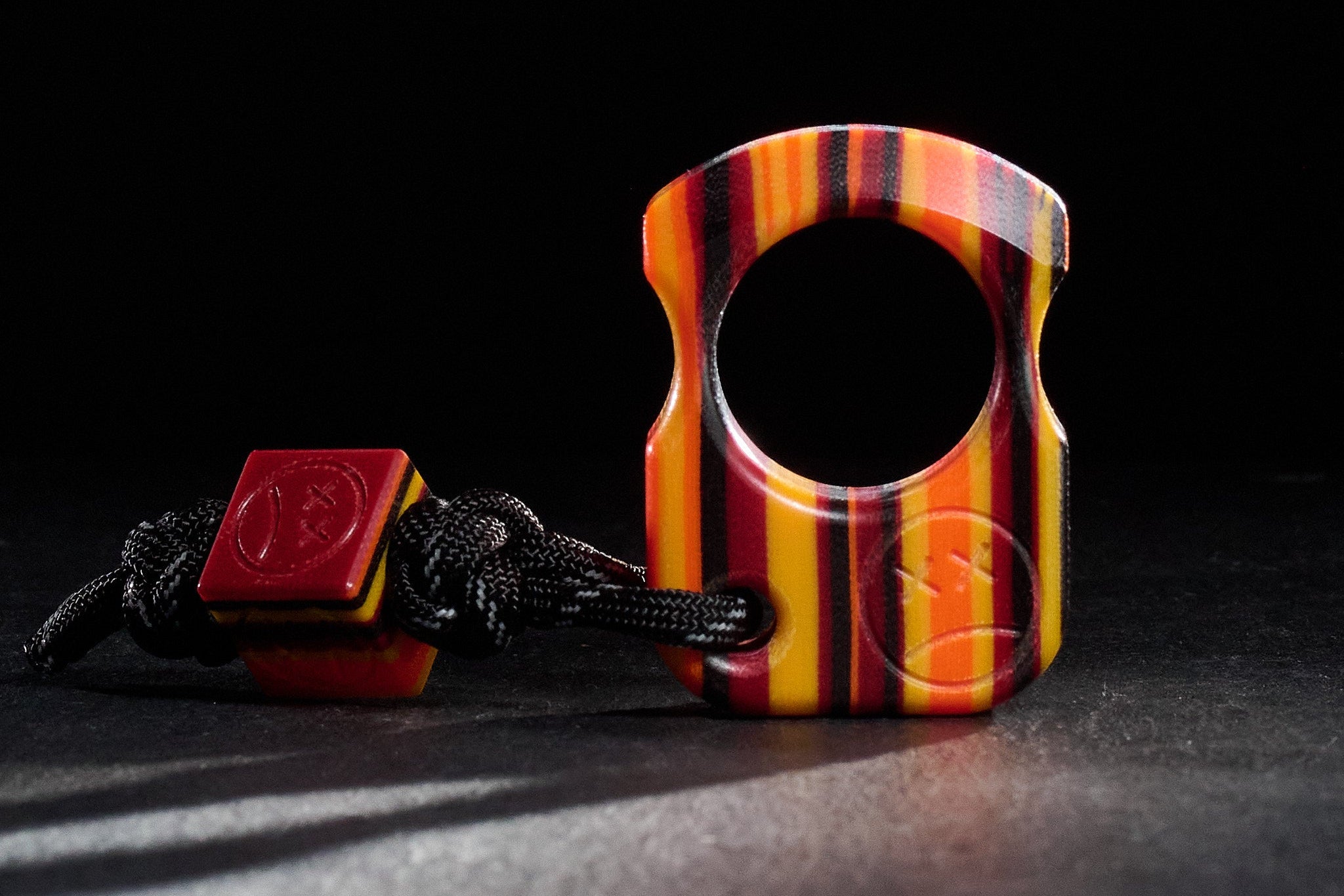 Pocket Art SFK 01 Ginger Micarta | EDC Single Finger Keychain