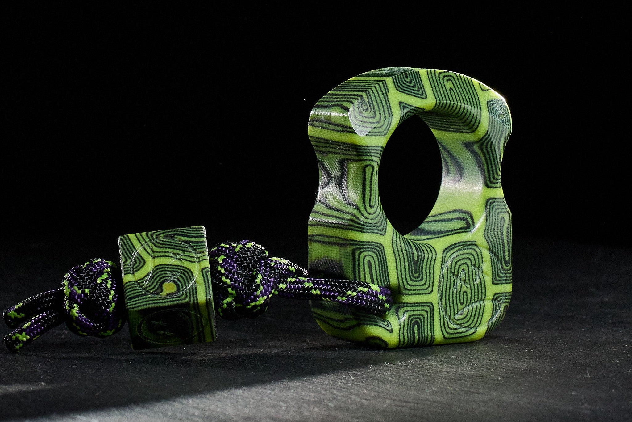 Pocket Art SFK 01 Green Contoured Micarta | EDC Single Finger Keychain
