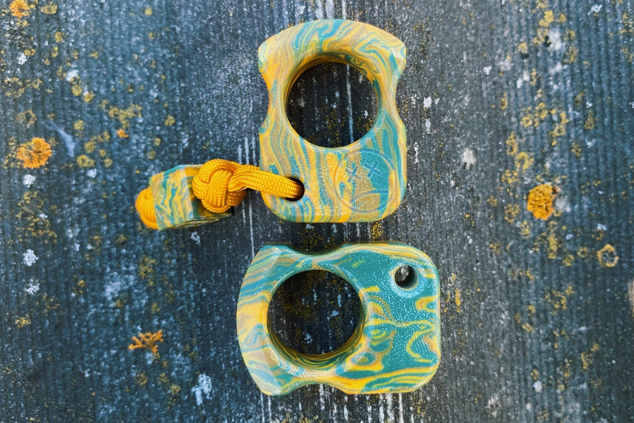 Pocket Art SFK 01 Green Yellow Micarta | EDC Single Finger Keychain