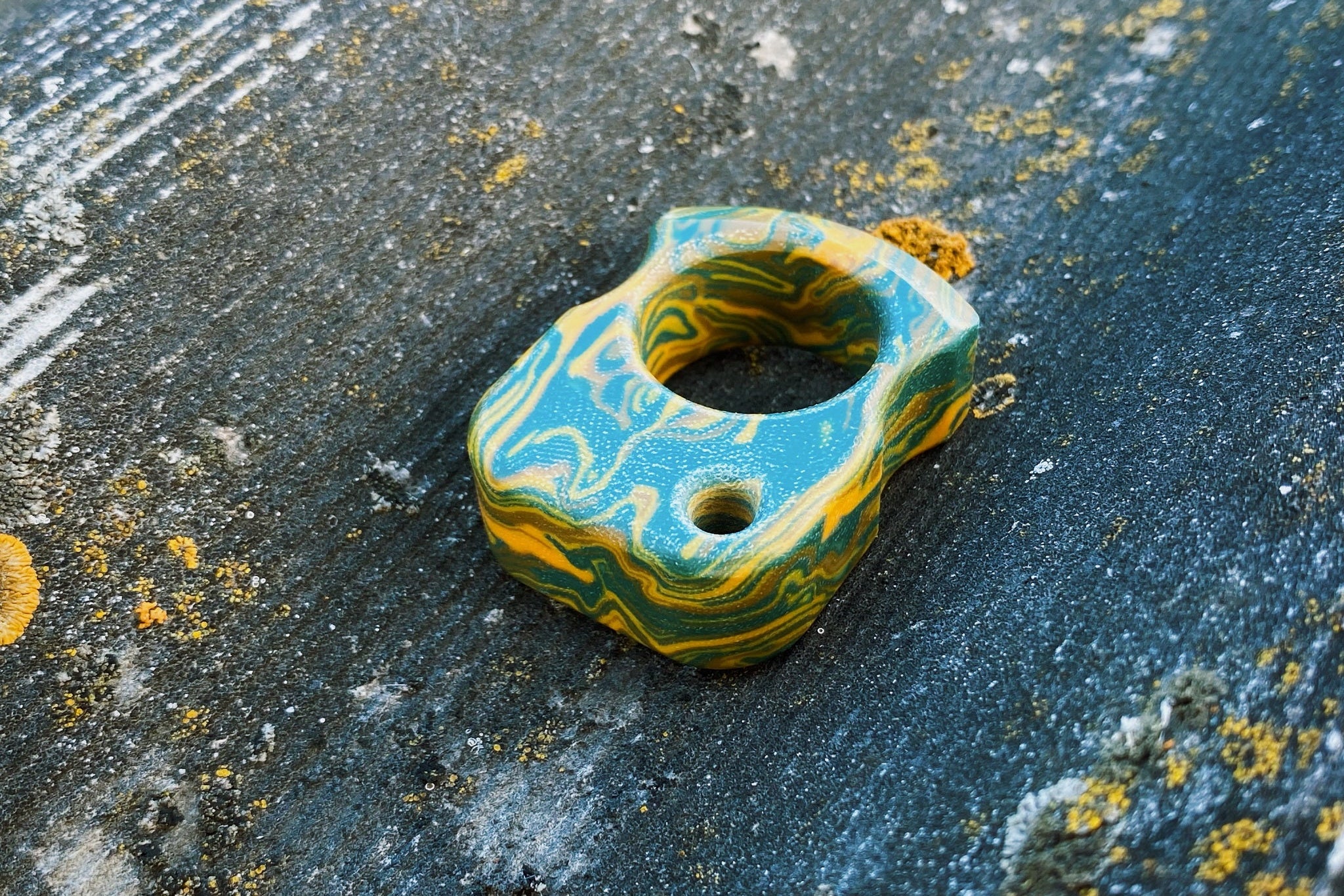 Pocket Art SFK 01 Green Yellow Micarta | EDC Single Finger Keychain
