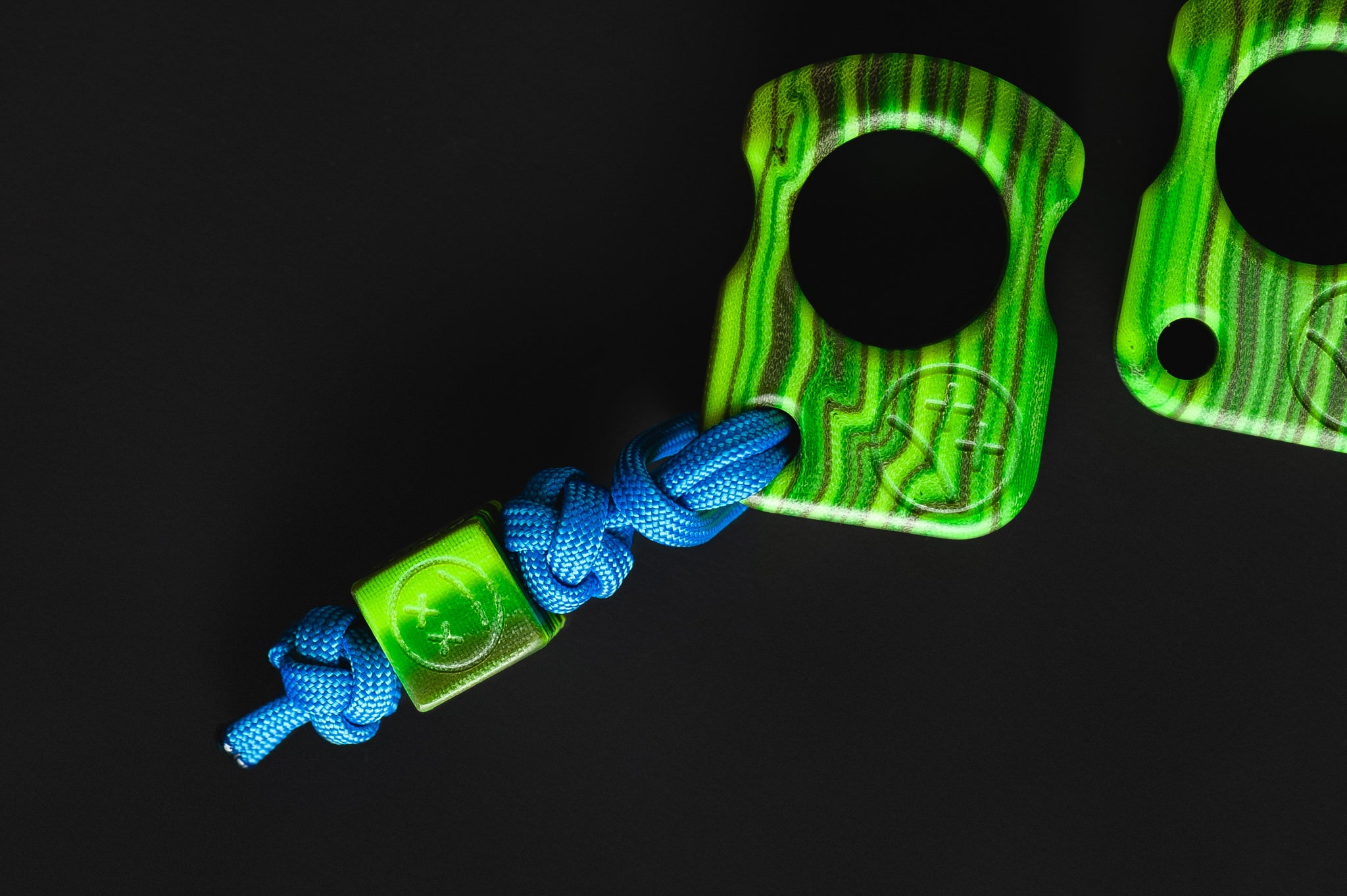 Pocket Art SFK 01 Tropics Micarta | EDC Single Finger Keychain