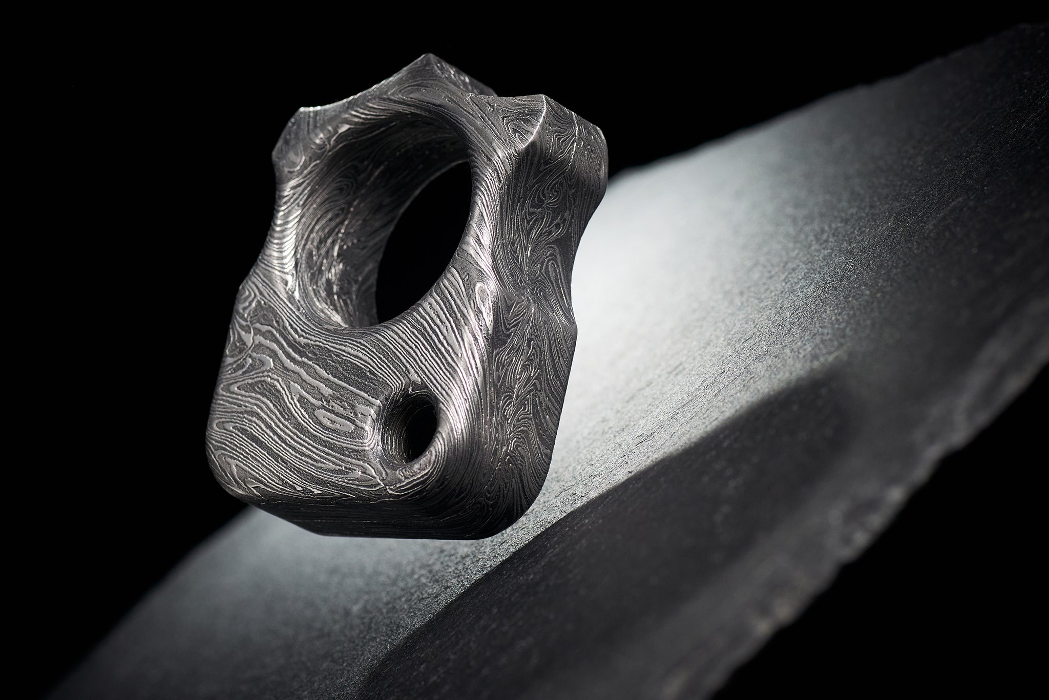 Side view of 140g heavyweight Damascus steel EDC sculpture-3