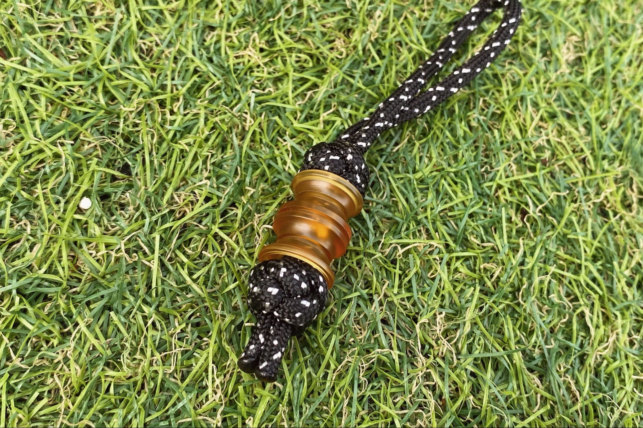 Precision-machined grooves on a heat-resistant Ultem EDC bead.-2