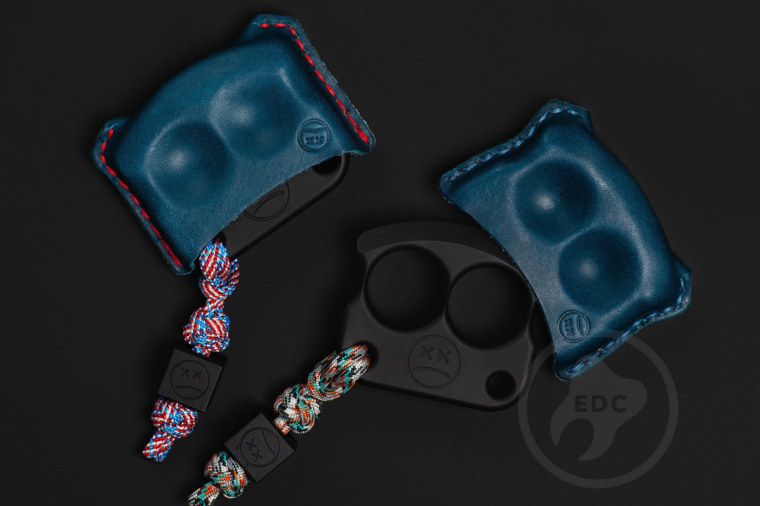 Close-up of premium blue leather stitching on dual-slot EDC slip D01, Pocket fit of Series D01 royal blue leather organizer-5