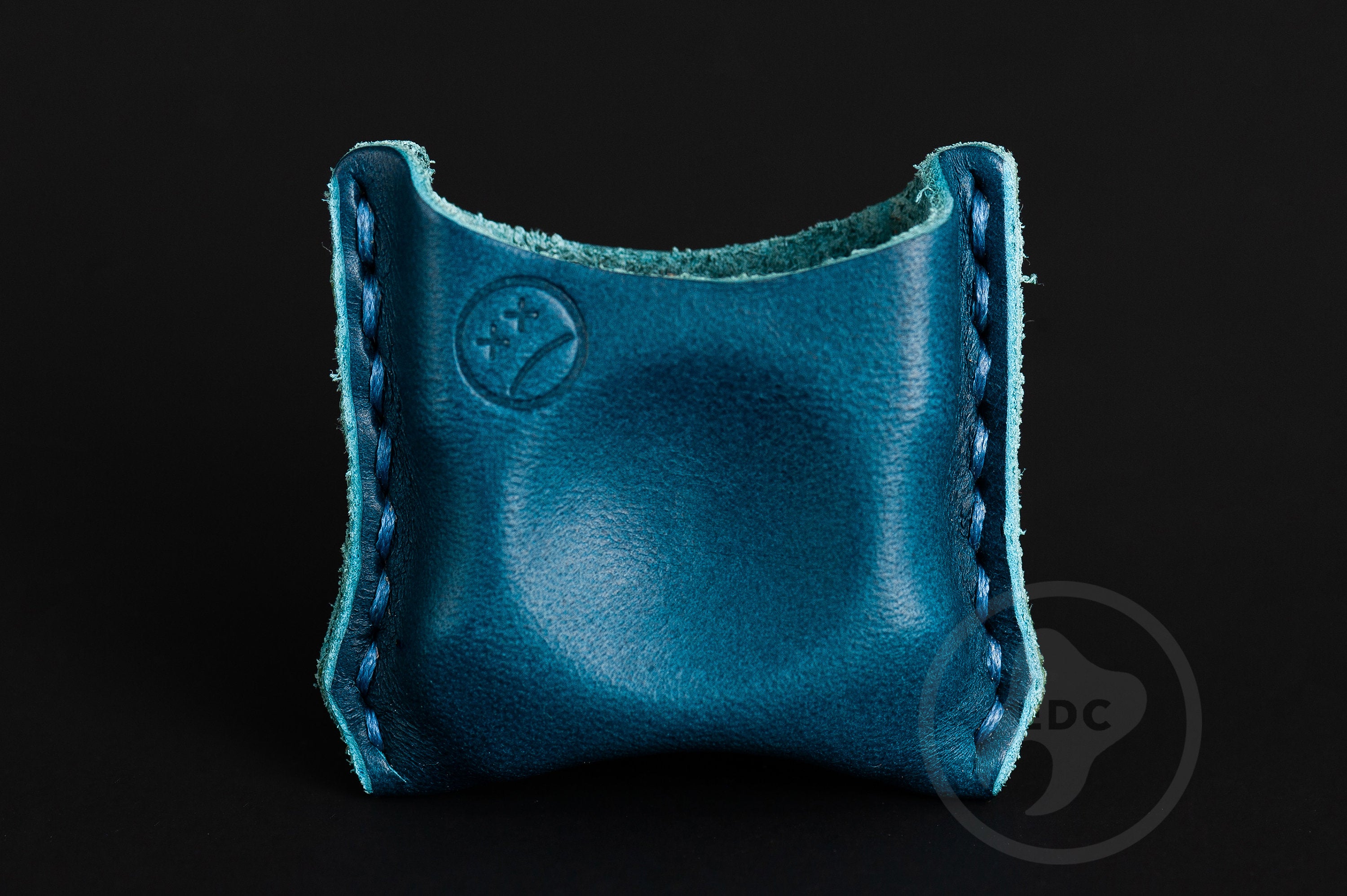 Close-up of premium blue leather stitching on EDC slip S02, Pocket fit of Series S02 royal blue leather organizer-3